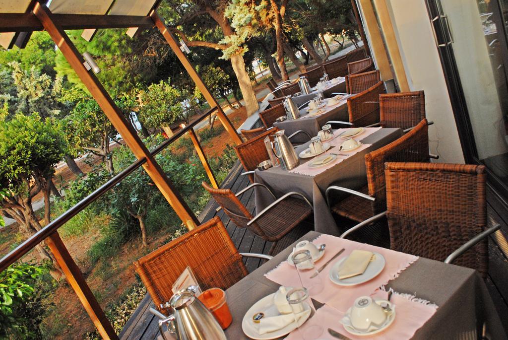קריסטוס Karystion Hotel מראה חיצוני תמונה